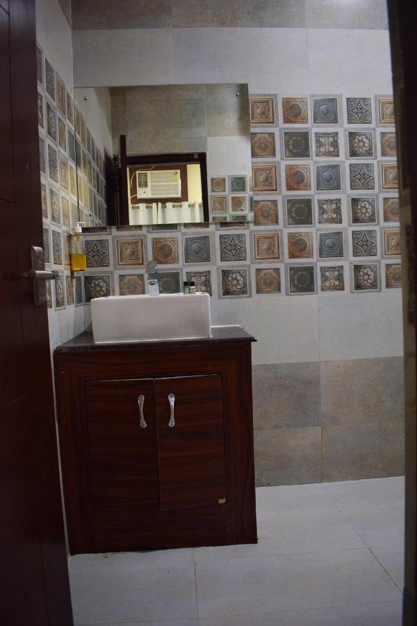 Hotel Grey Castle Haridwar Bagian luar foto
