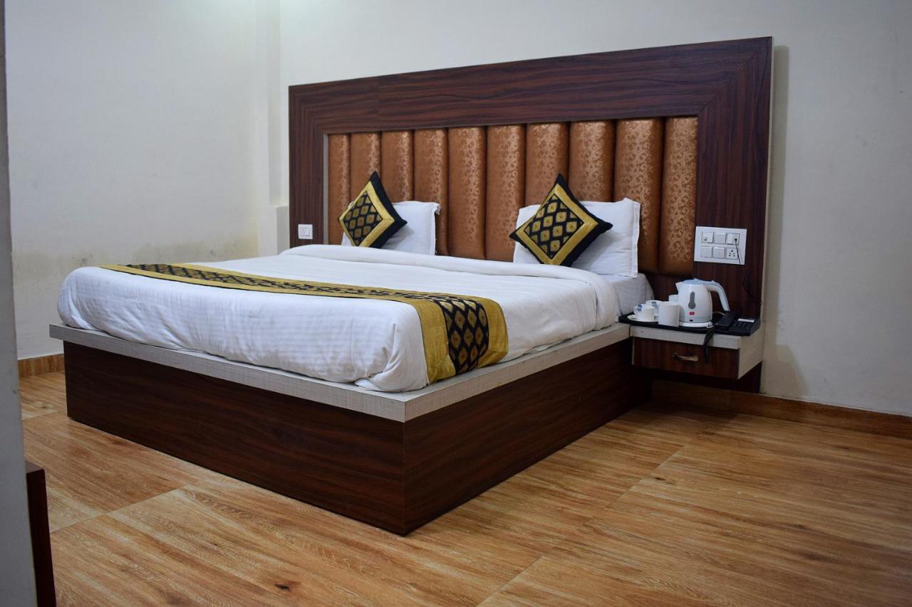 Hotel Grey Castle Haridwar Bagian luar foto
